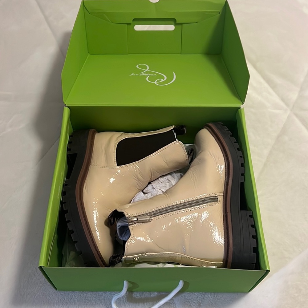 Sam Edelman boots 1 time used. excellent Condition